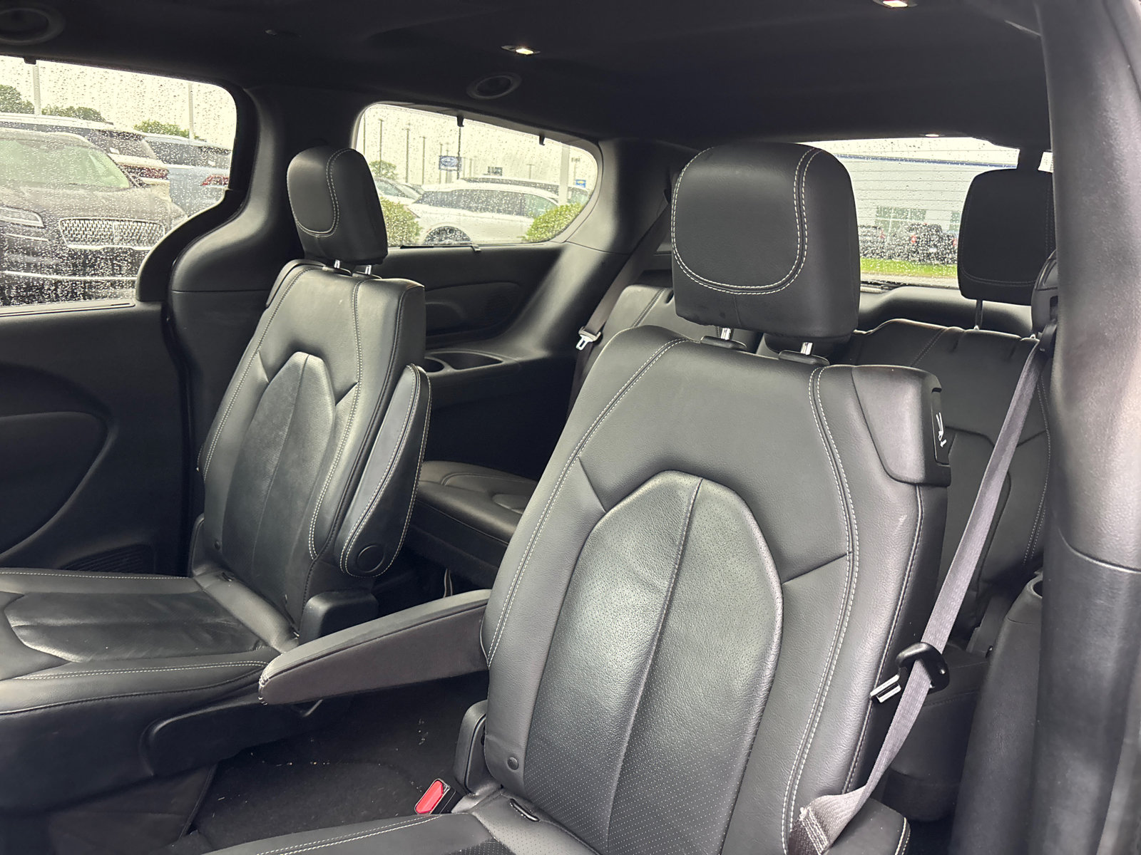 Used 2020 Chrysler Pacifica Touring-L Plus FWD image 27