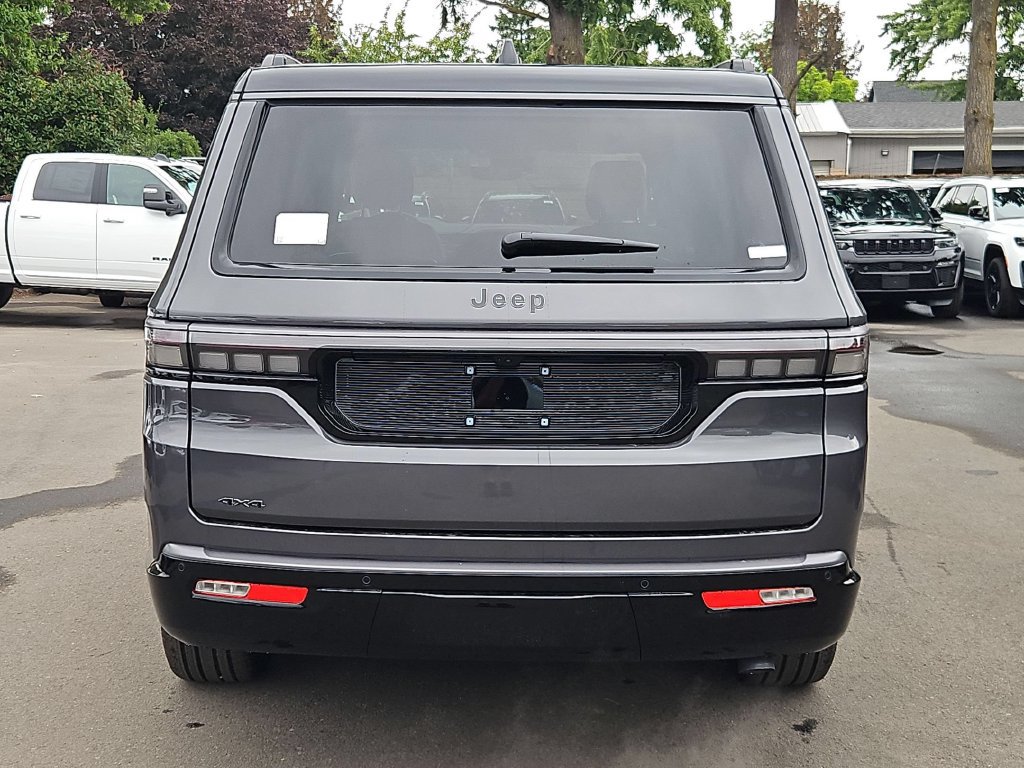 New 2026 Jeep Grand Wagoneer Summit w/ 8-Passenger Seating Package AWD/4WD image 6