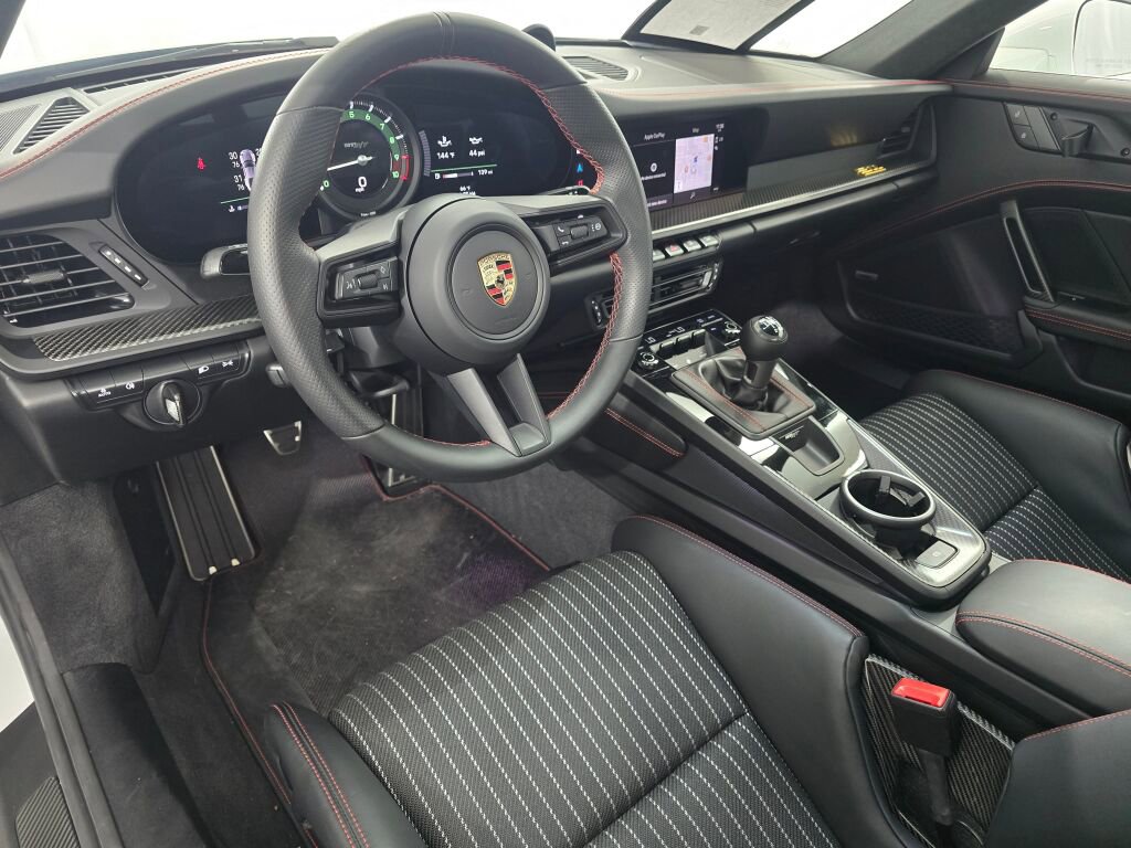 Certified 2024 Porsche 911 GT3 RS RWD image 4