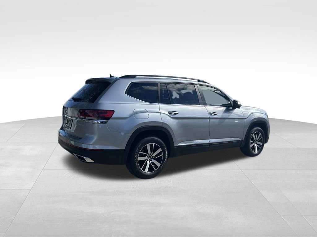 Certified 2022 Volkswagen Atlas SE image 5