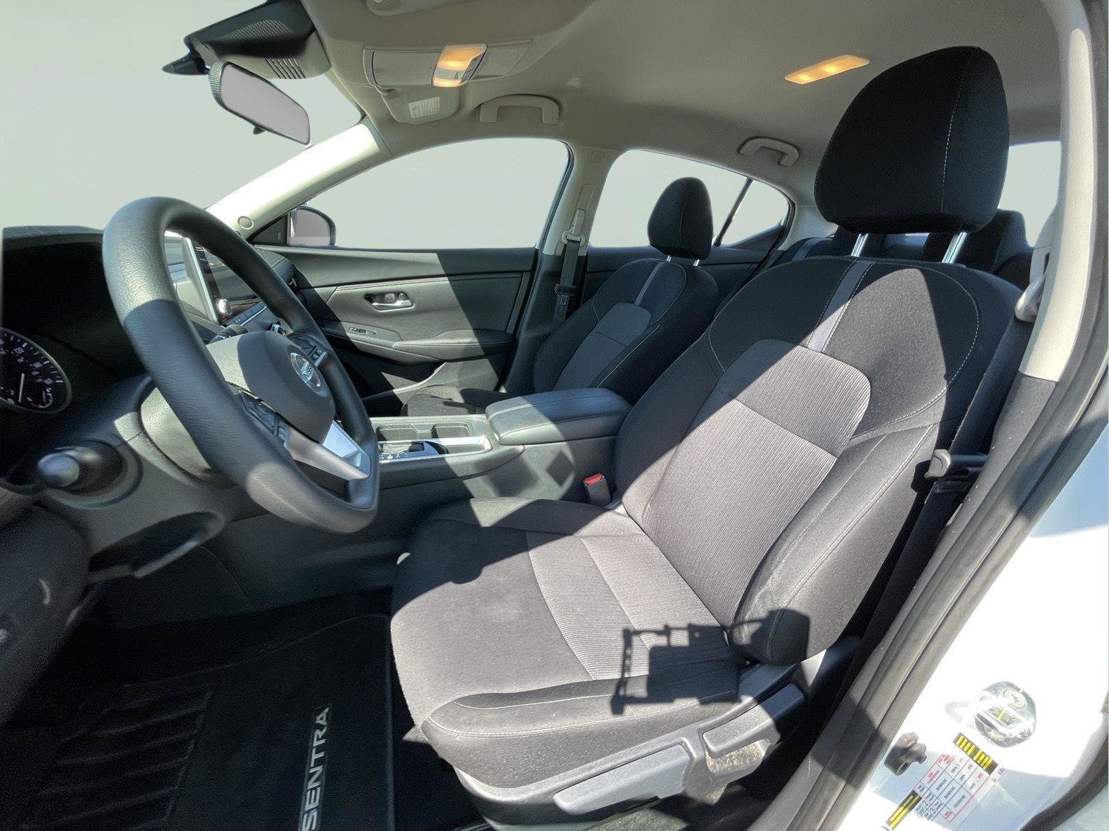 Used 2023 Nissan Sentra SV FWD image 12