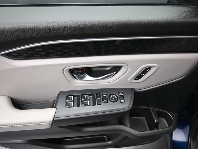 Used 2025 Honda Pilot Elite image 23