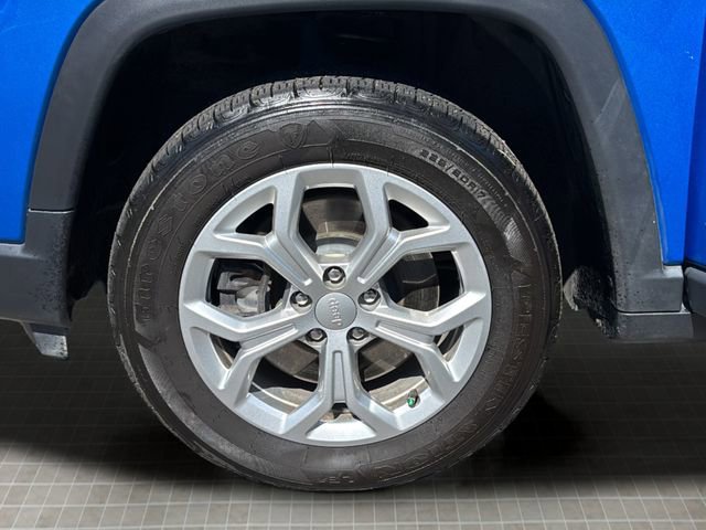 Used 2024 Jeep Compass Sport image 44