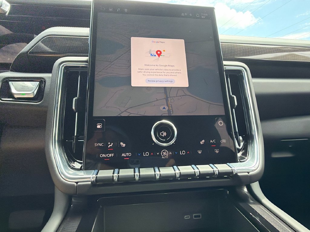 New 2026 GMC Yukon XL Elevation AWD/4WD image 23
