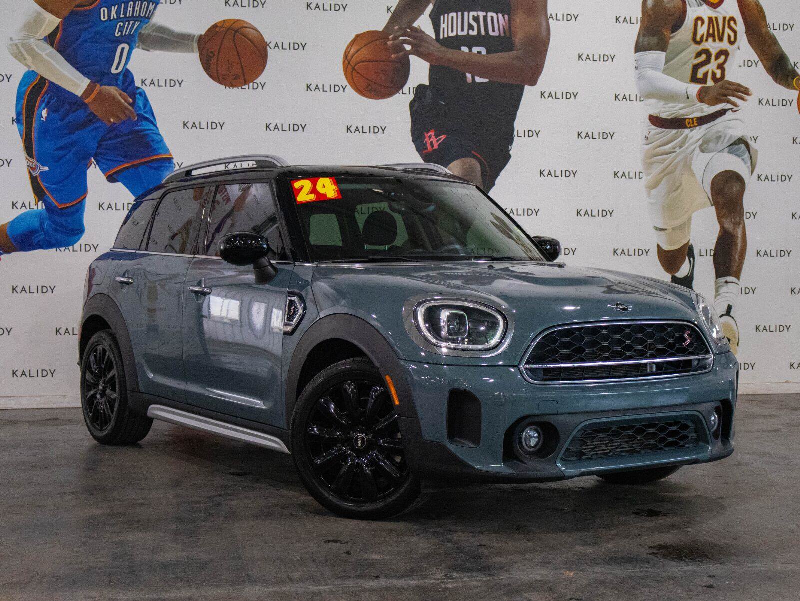 Used 2024 MINI Cooper Countryman S FWD image 2