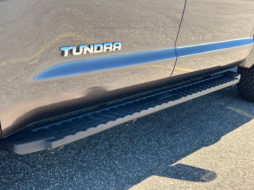 Used 2018 Toyota Tundra SR5 w/ SR5 Upgrade Package RWD image 13