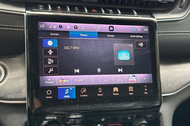 Used 2024 Jeep Grand Cherokee Limited AWD/4WD image 29