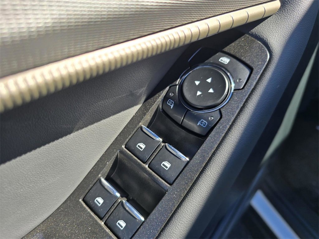 New 2025 Ford Explorer Active image 16