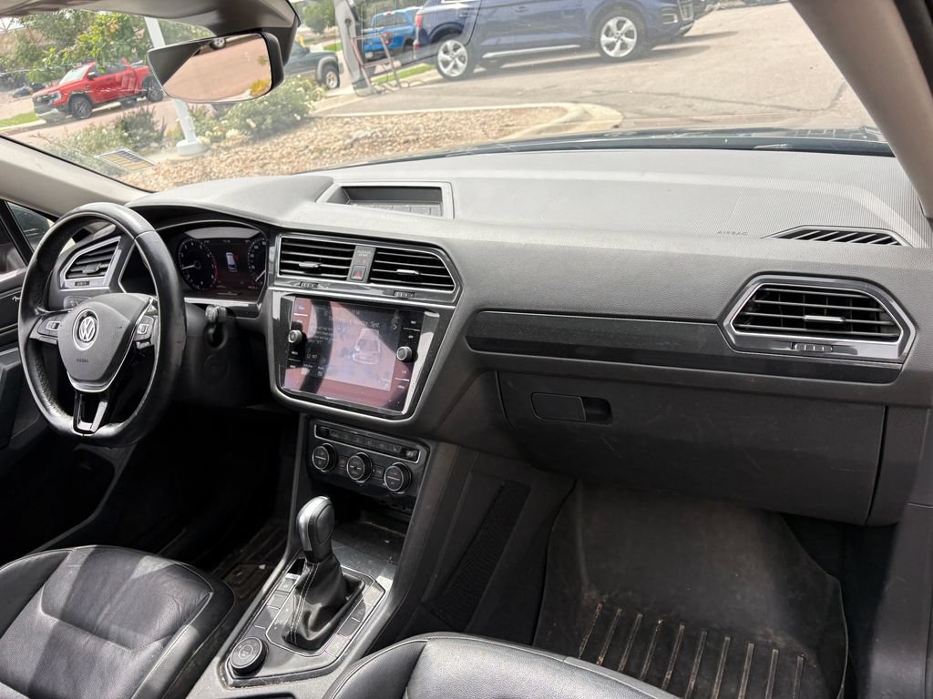 Used 2019 Volkswagen Tiguan SEL Premium AWD/4WD image 31