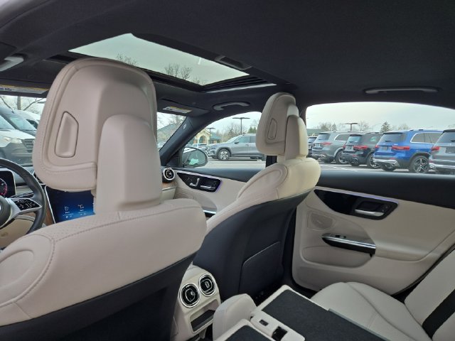 Used 2023 Mercedes-Benz C 300 4MATIC Sedan image 28