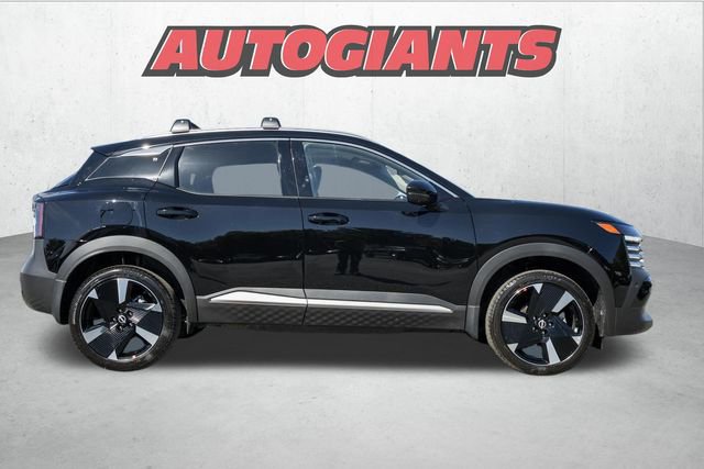 New 2026 Nissan Kicks SR w/ Cold Weather Package image 3