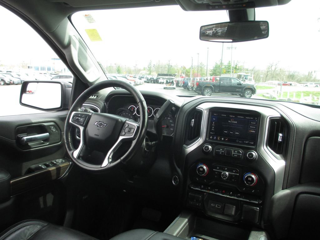Used 2020 Chevrolet Silverado 1500 RST w/ Texas Edition image 24