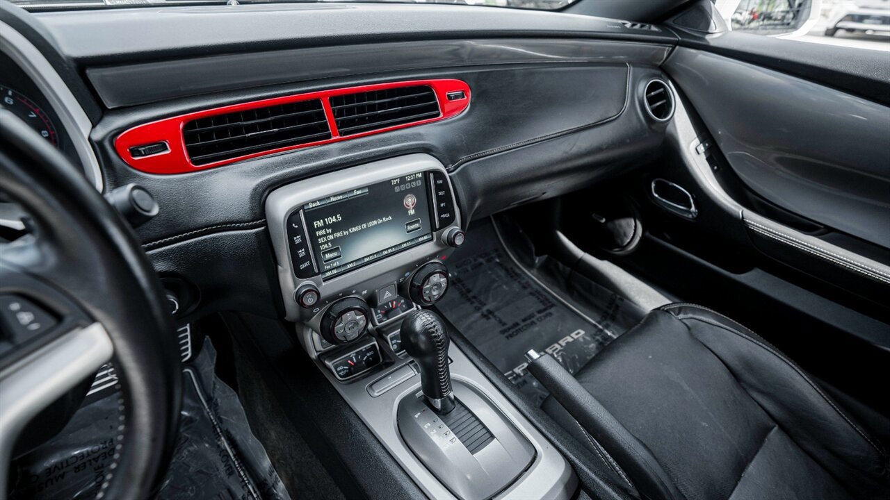 Used 2015 Chevrolet Camaro SS w/ RS Package RWD image 33
