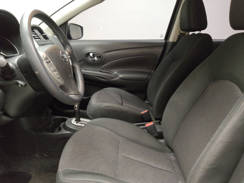 Used 2019 Nissan Versa SV FWD image 17