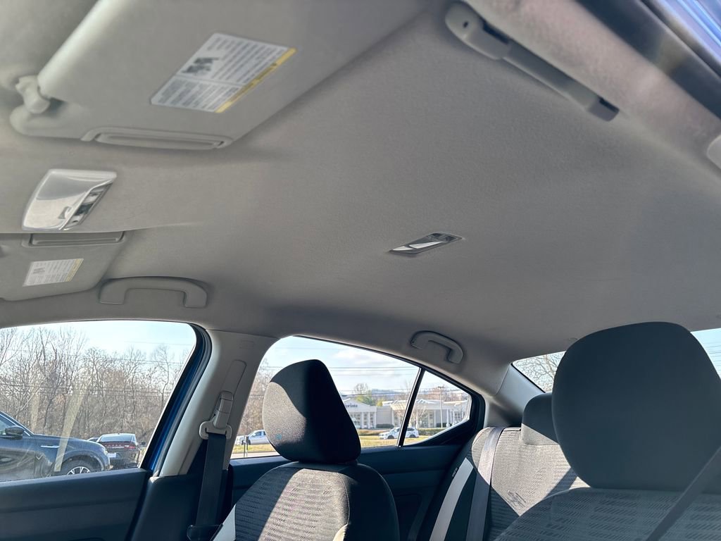 Used 2021 Nissan Versa SV image 21