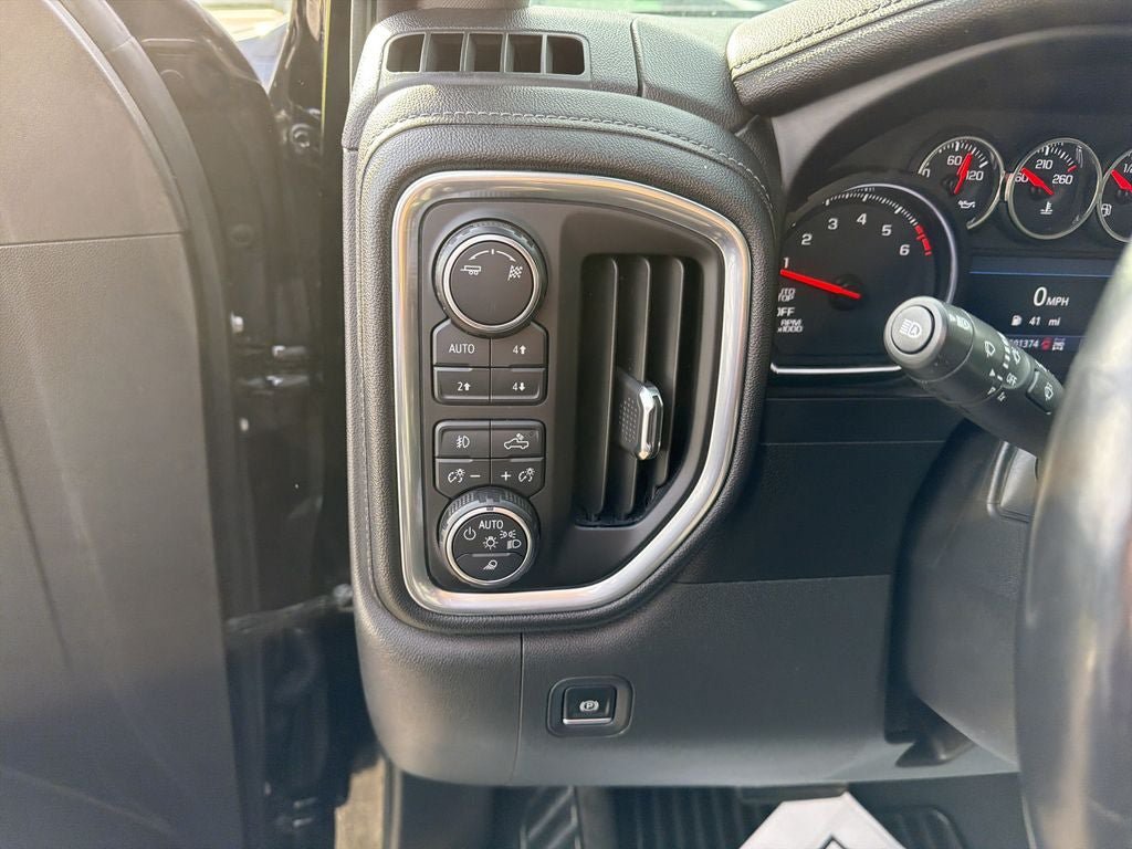 Used 2019 Chevrolet Silverado 1500 LTZ w/ LTZ Plus Package AWD/4WD image 14