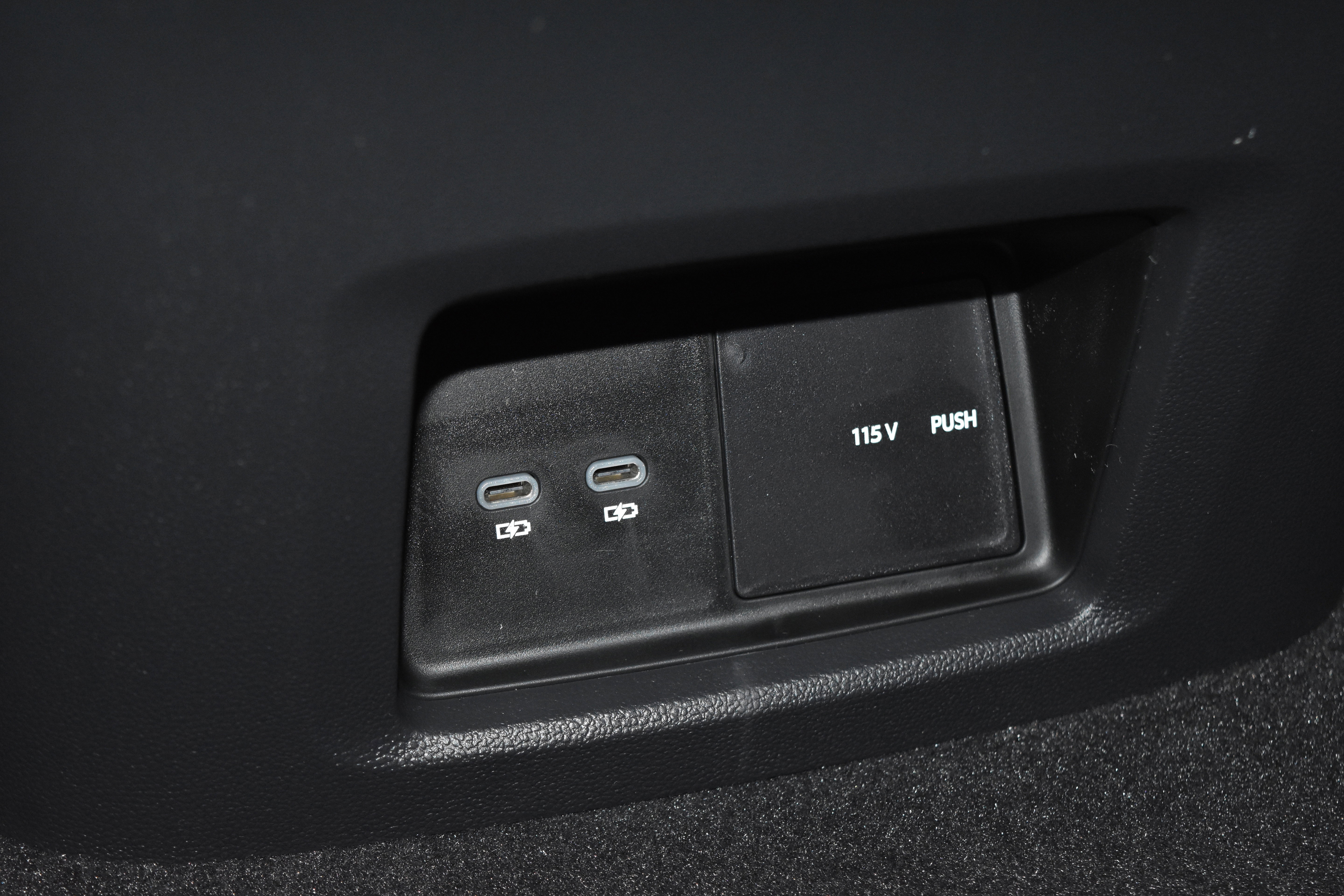 New 2026 Volkswagen Atlas SE image 16