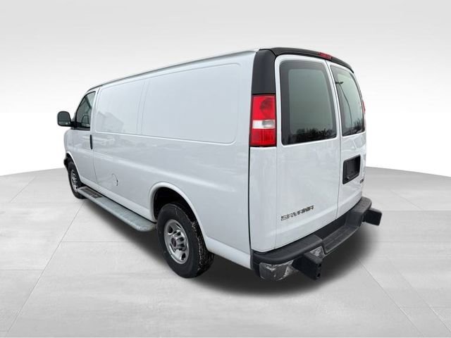 Used 2024 GMC Savana 2500 w/ Driver Convenience Package image 8