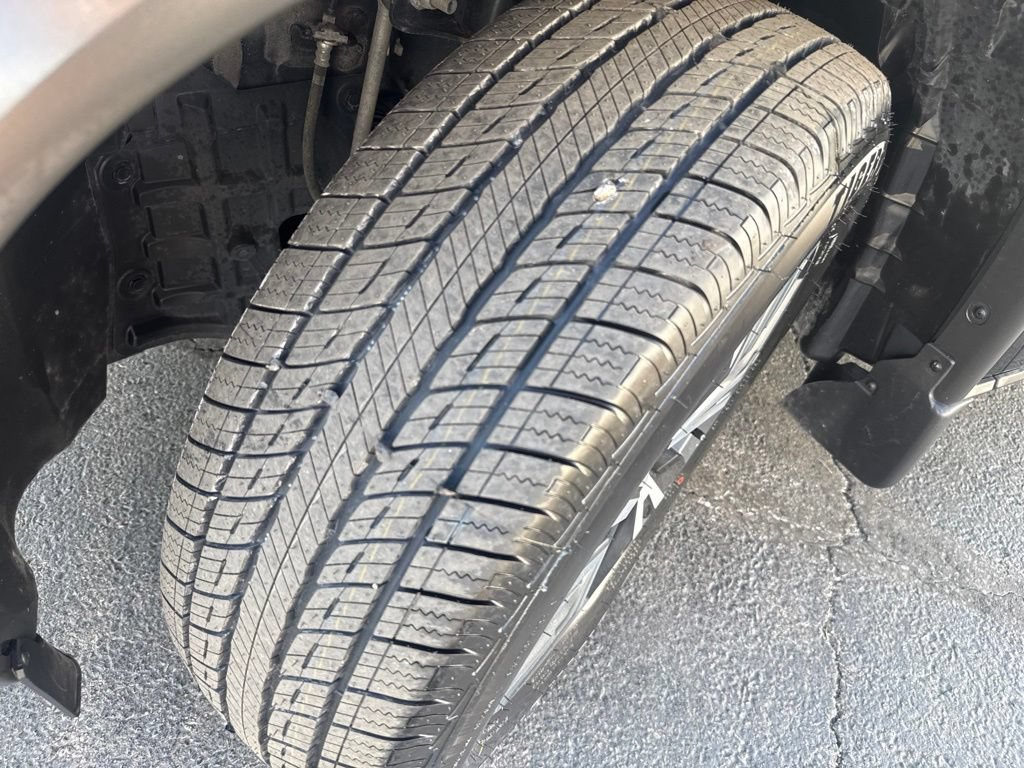 Used 2023 Nissan Rogue SV AWD/4WD image 47