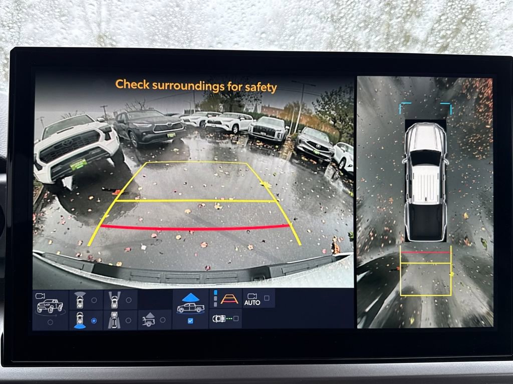 Certified 2025 Toyota Tacoma TRD Sport image 20
