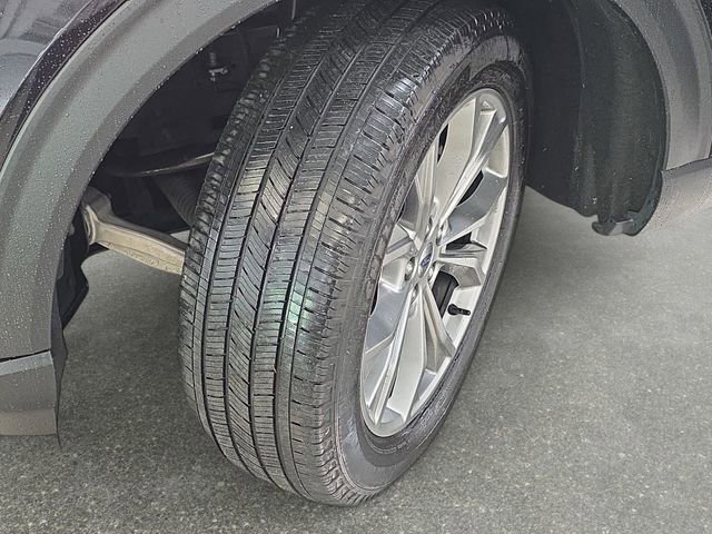 Used 2023 Ford Explorer XLT w/ Equipment Group 202A image 32