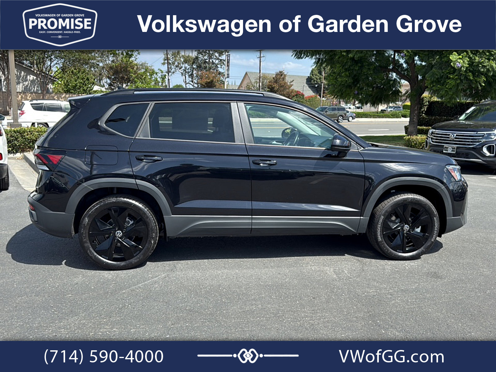 New 2027 Volkswagen Taos SE FWD image 9