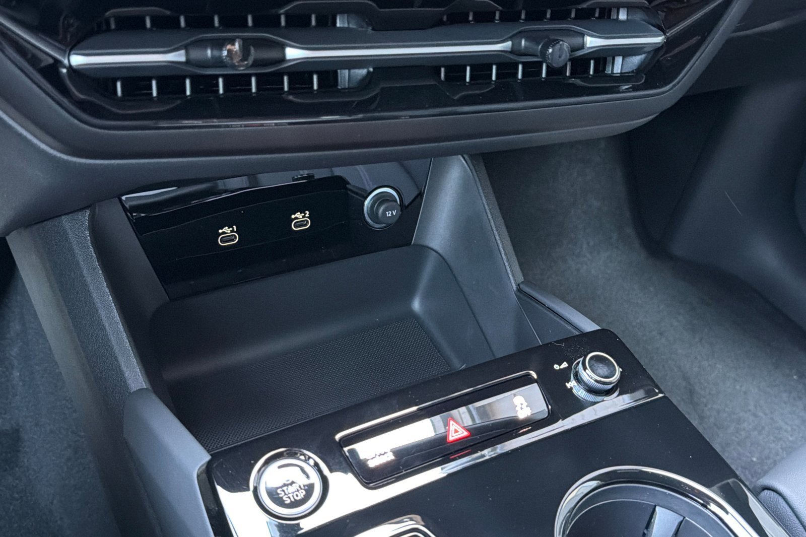 New 2027 Audi Q6 e-tron Premium Plus AWD/4WD image 18