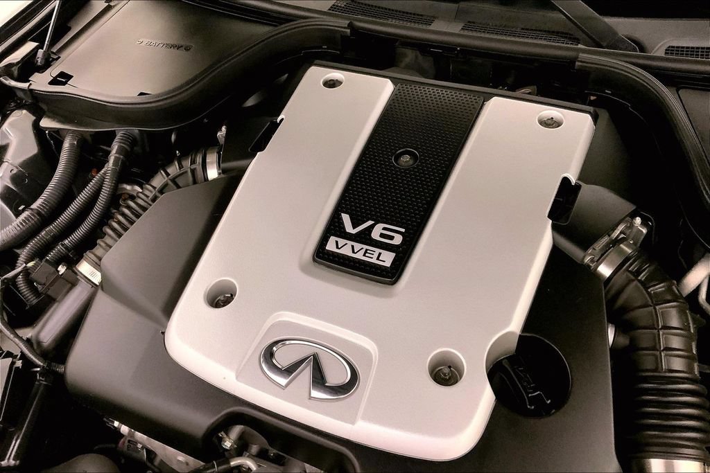 Used 2013 INFINITI G37 Convertible w/ Premium Pkg RWD image 31