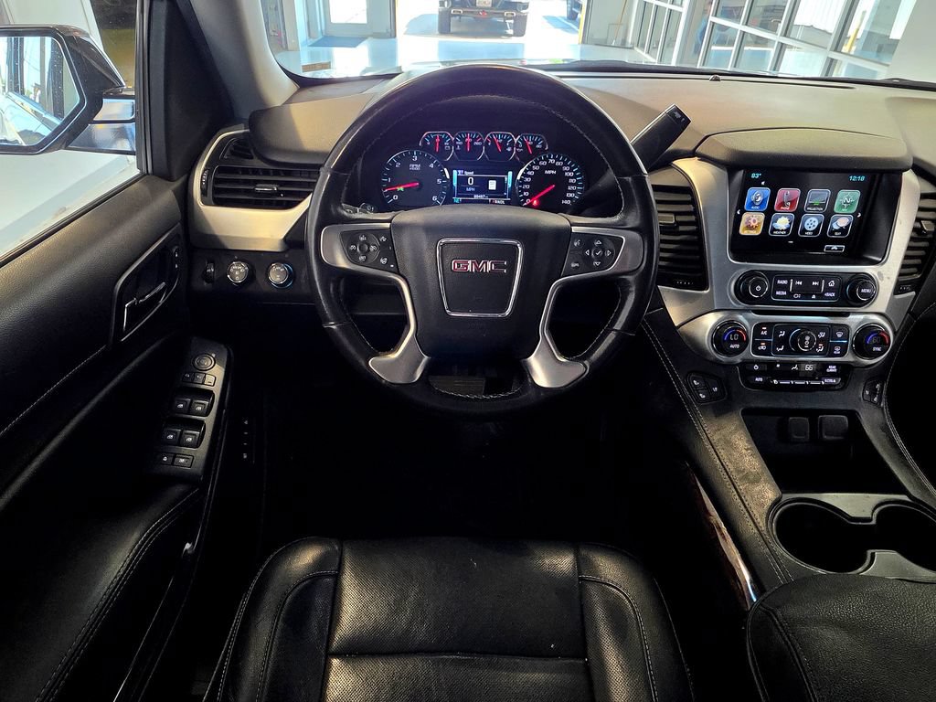 Used 2018 GMC Yukon SLT w/ Premium Edition AWD/4WD image 17