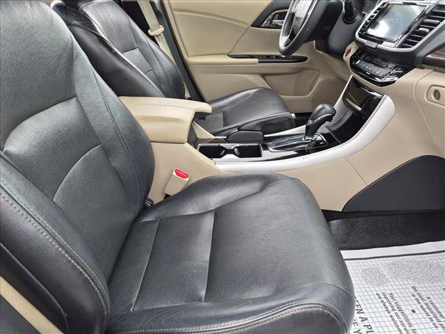 Used 2016 Honda Accord EX image 19