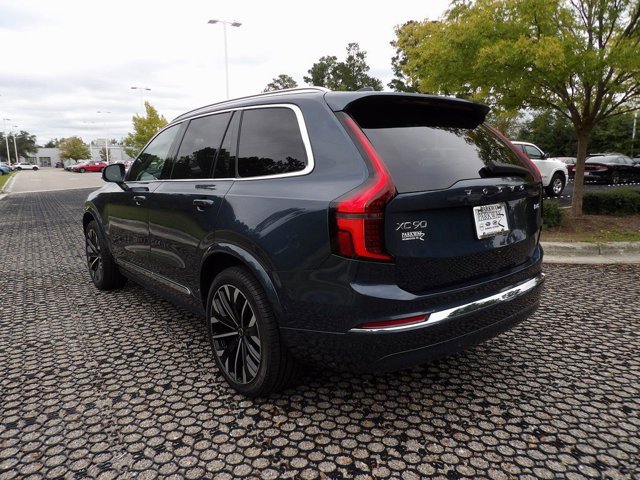 Certified 2025 Volvo XC90 B6 Plus image 7