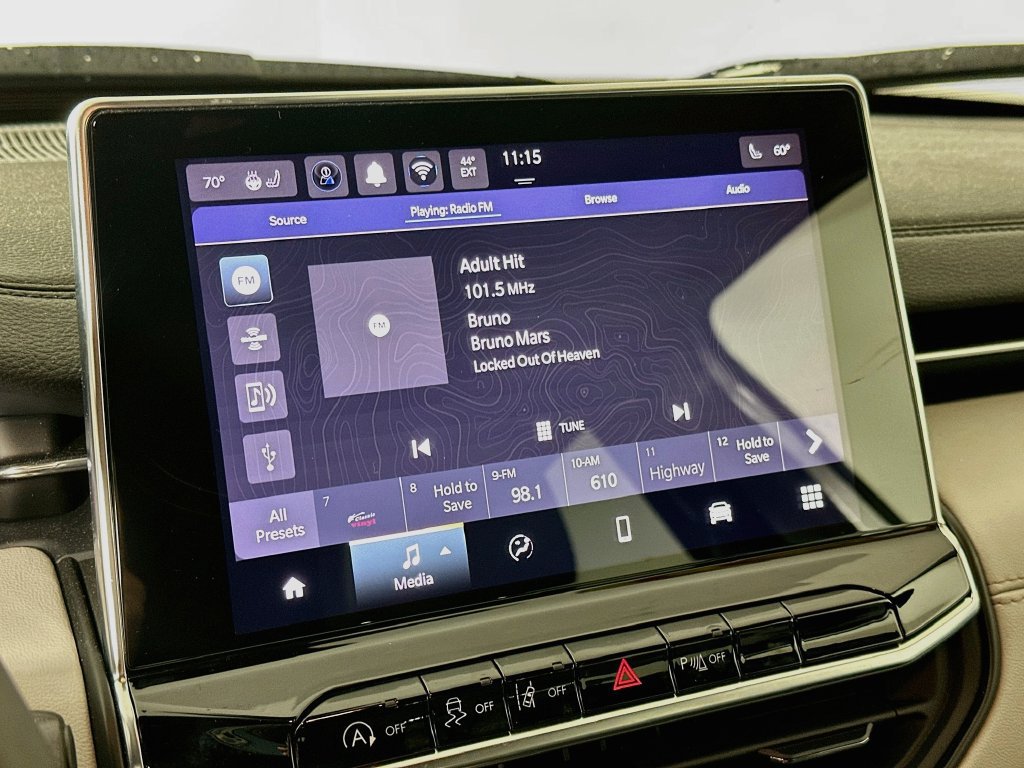 Certified 2024 Jeep Compass Limited AWD/4WD image 23