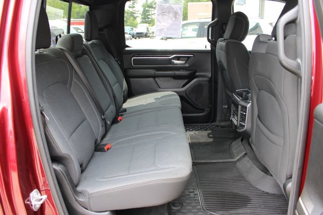 Used 2022 RAM 1500 Big Horn AWD/4WD image 46