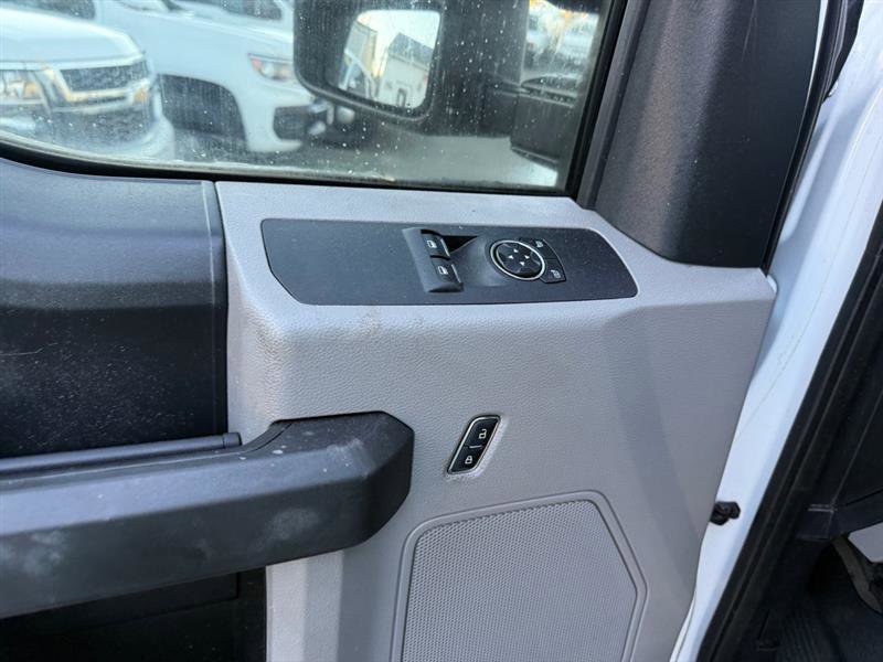 Used 2017 Ford F250 XL w/ Power Equipment Group image 32