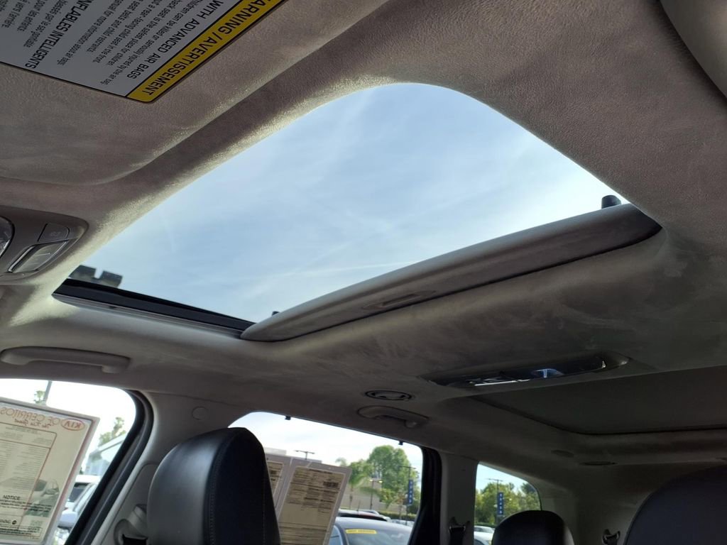 Certified 2022 Kia Telluride SX w/ SX Prestige Package image 23