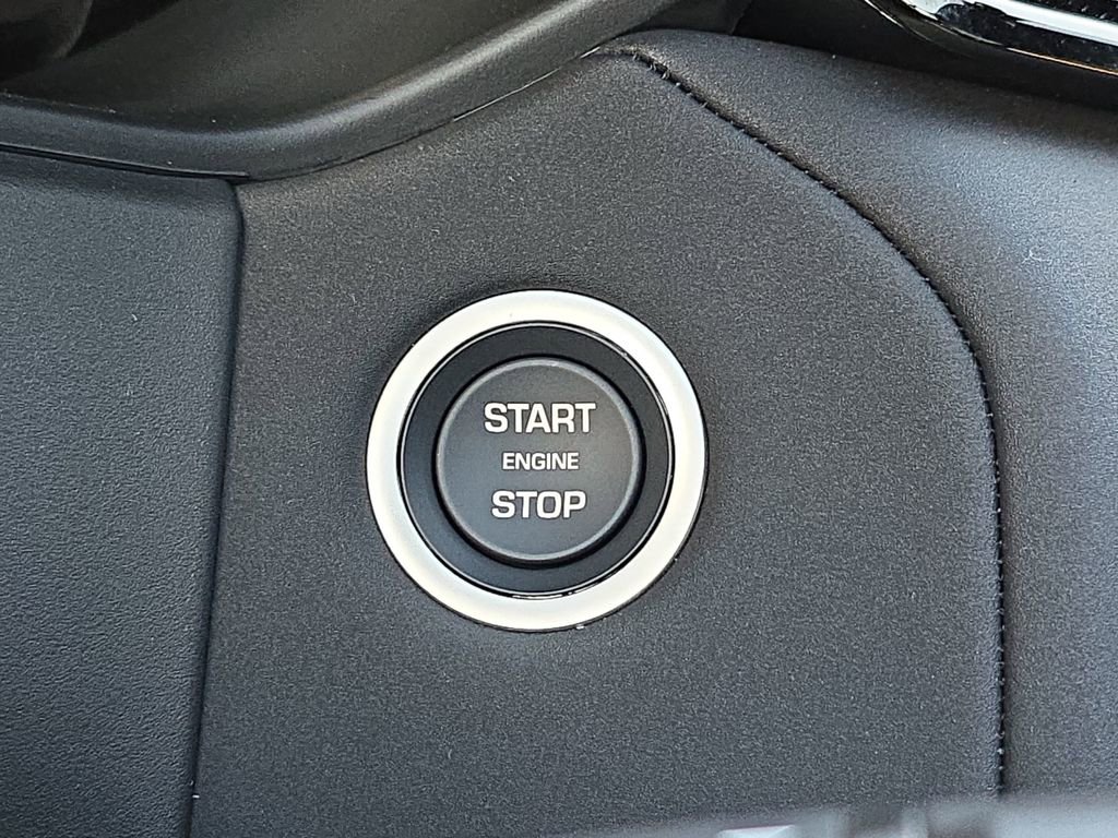 New 2026 Land Rover Range Rover Velar S image 26