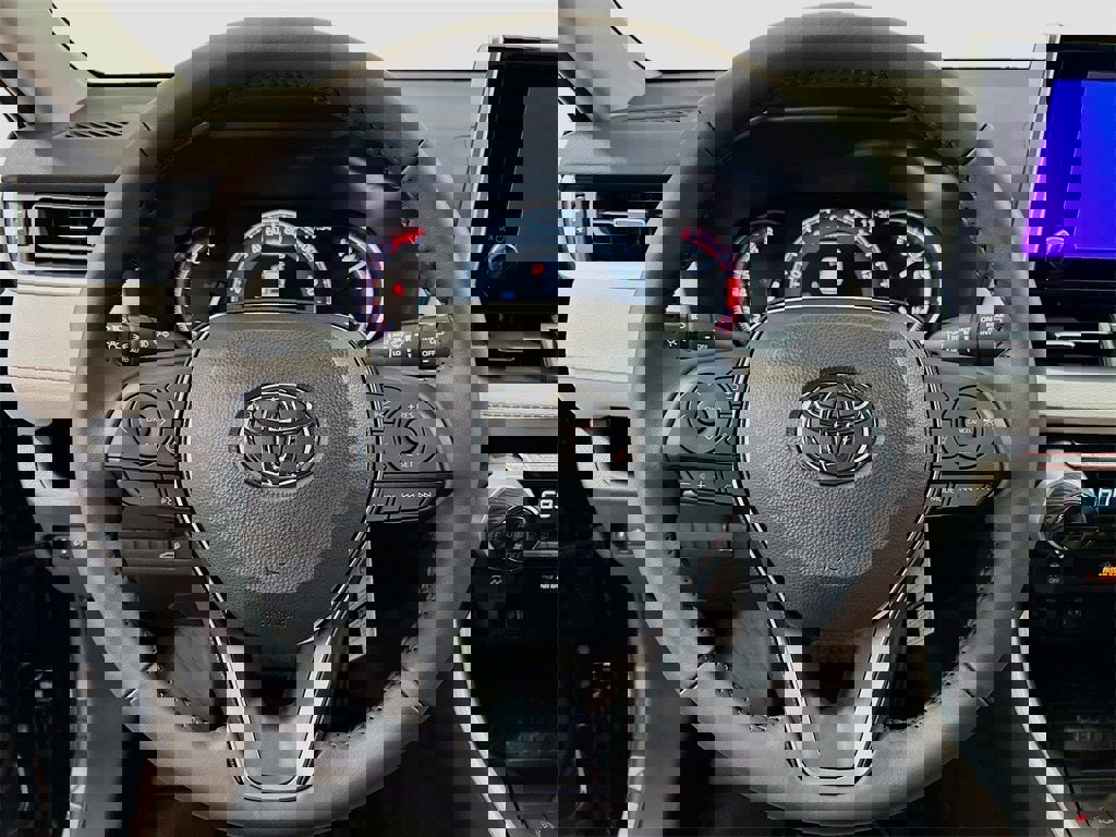 New 2025 Toyota RAV4 XLE Premium image 11