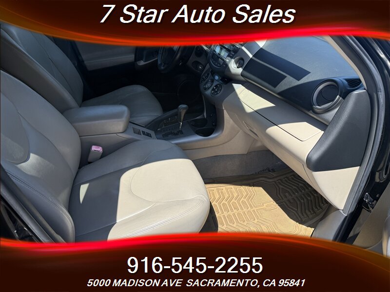 Used 2007 Toyota RAV4 Limited FWD image 13