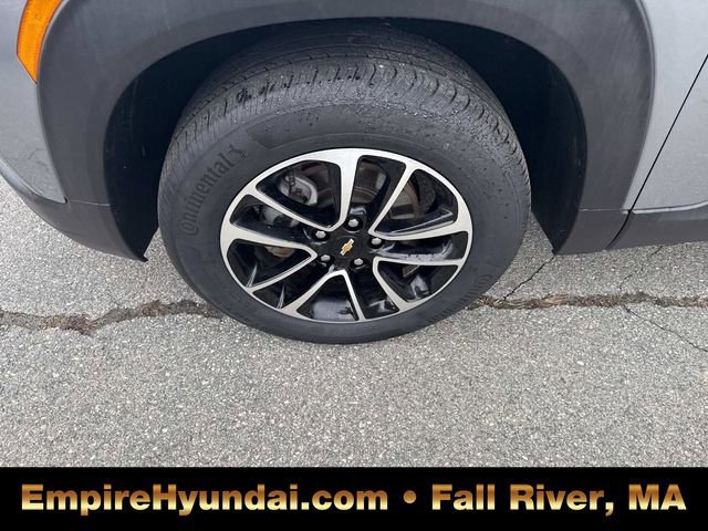 Used 2025 Chevrolet TrailBlazer LT image 12