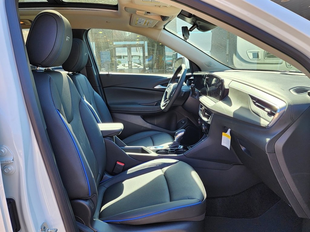 New 2026 Buick Encore GX Sport Touring w/ Advanced Technology Package image 38