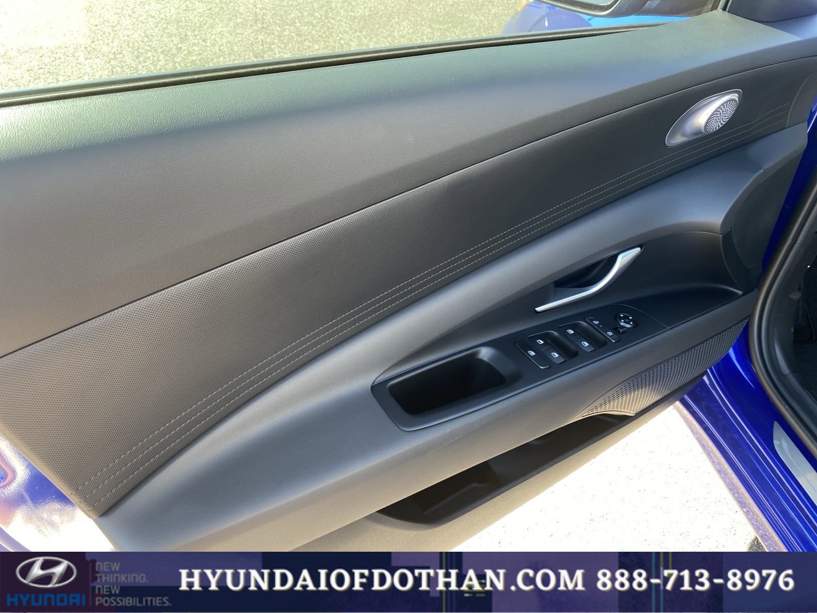 Certified 2024 Hyundai Elantra SEL image 7