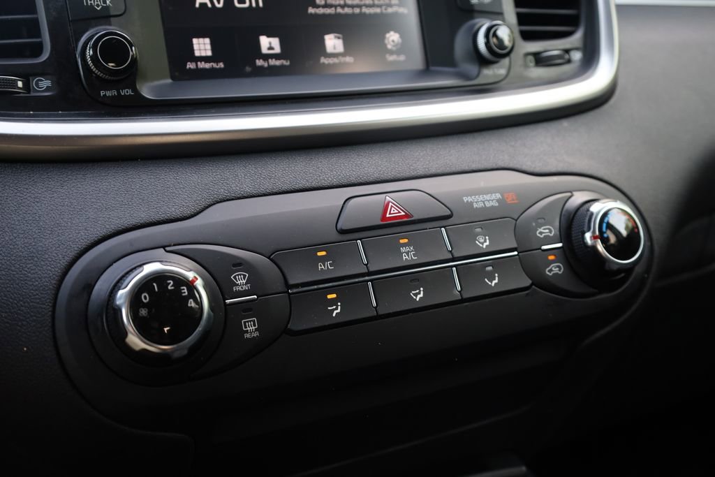 Used 2019 Kia Sorento L FWD image 15