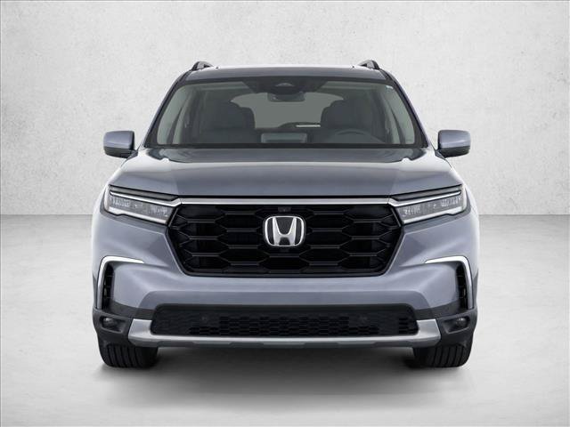 Used 2024 Honda Pilot Touring image 2