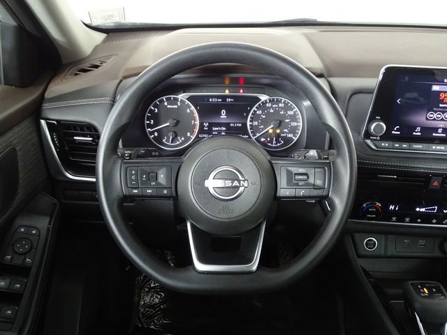 Used 2022 Nissan Rogue SV image 19
