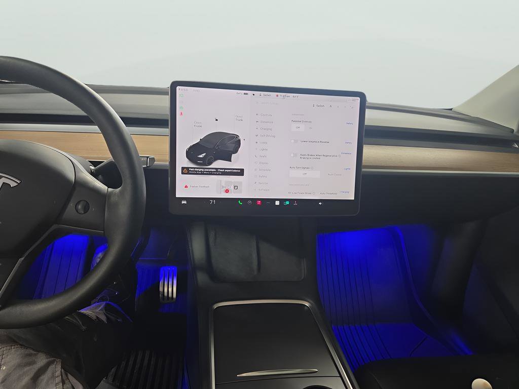 Used 2024 Tesla Model Y Performance AWD/4WD image 27