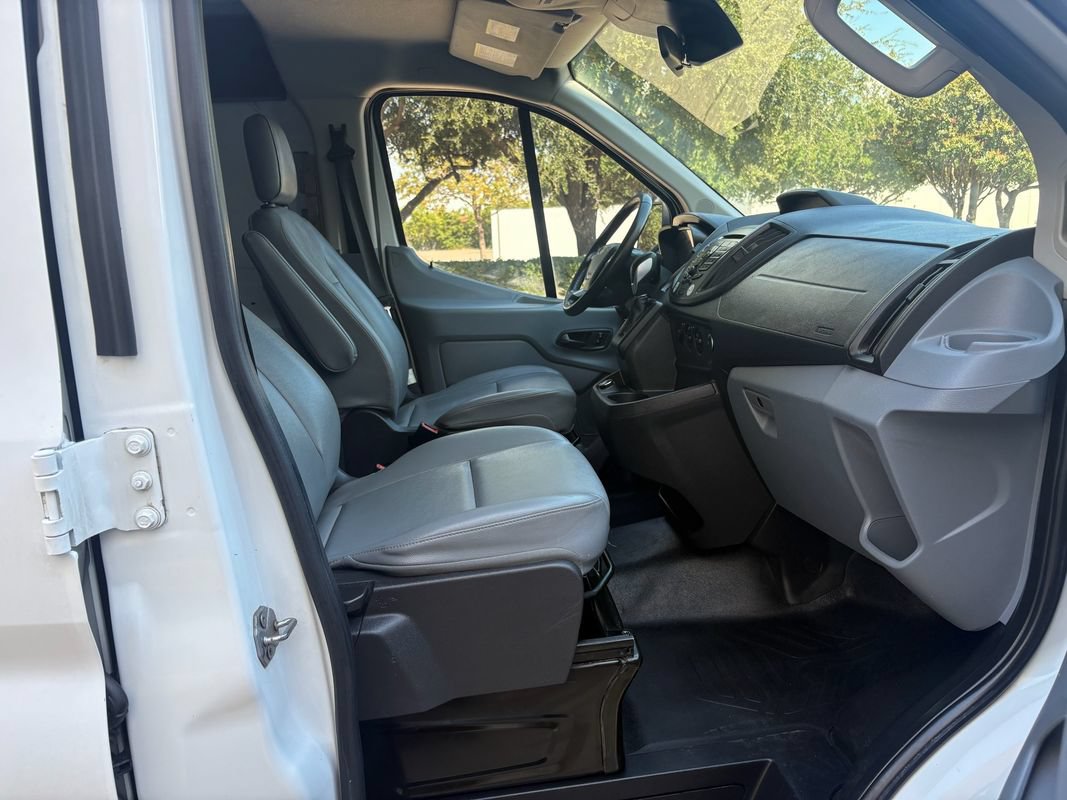 Used 2019 Ford Transit 150 130 Low Roof RWD image 22