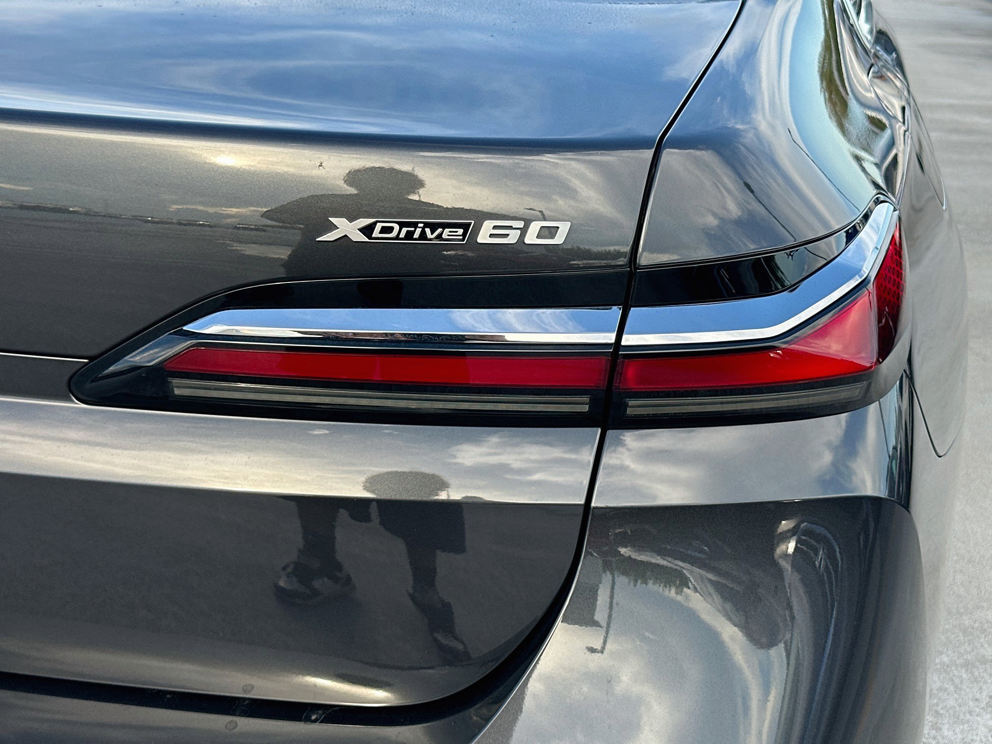Certified 2024 BMW i7 xDrive60 AWD/4WD image 33