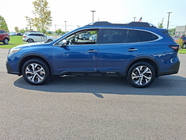 Used 2022 Subaru Outback Touring AWD/4WD image 4