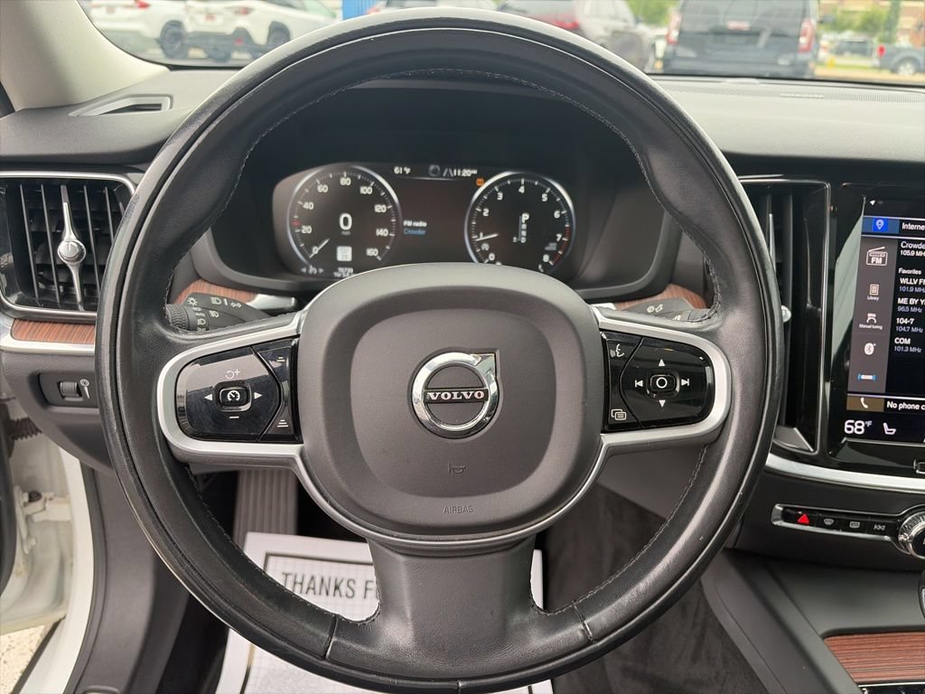 Used 2021 Volvo S60 T6 Momentum AWD/4WD image 18