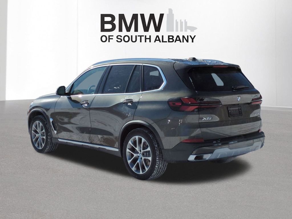 New 2026 BMW X5 xDrive40i w/ Climate Comfort Package image 4